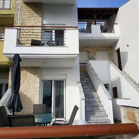 Holiday home 2 *